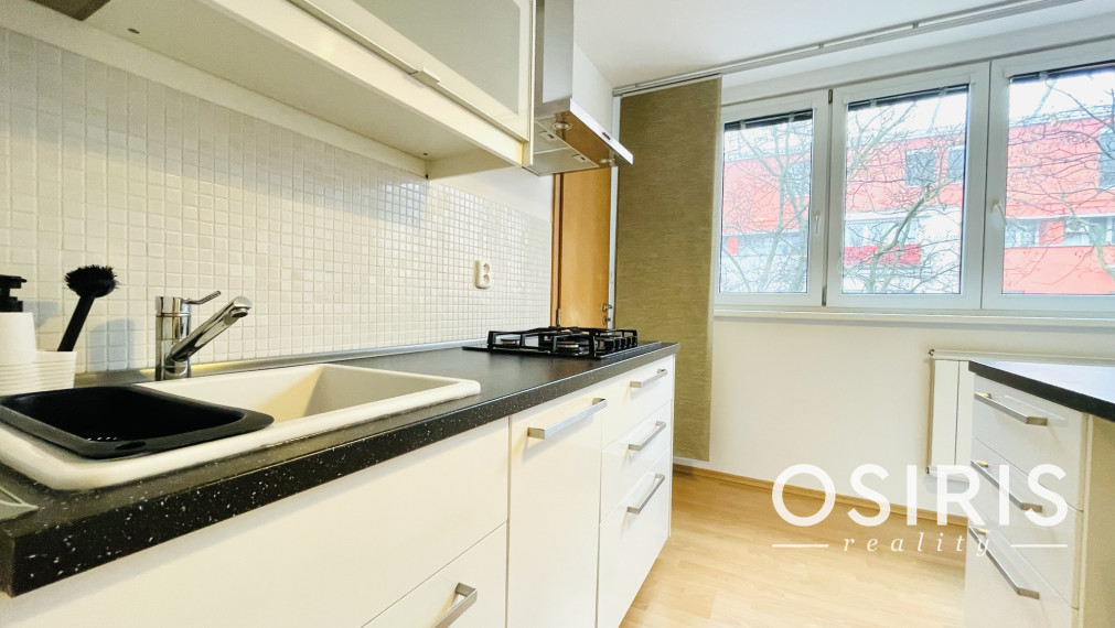 Skvelý 2i byt v top lokalite širšieho centra pri OC Nivy, Azovská ulica