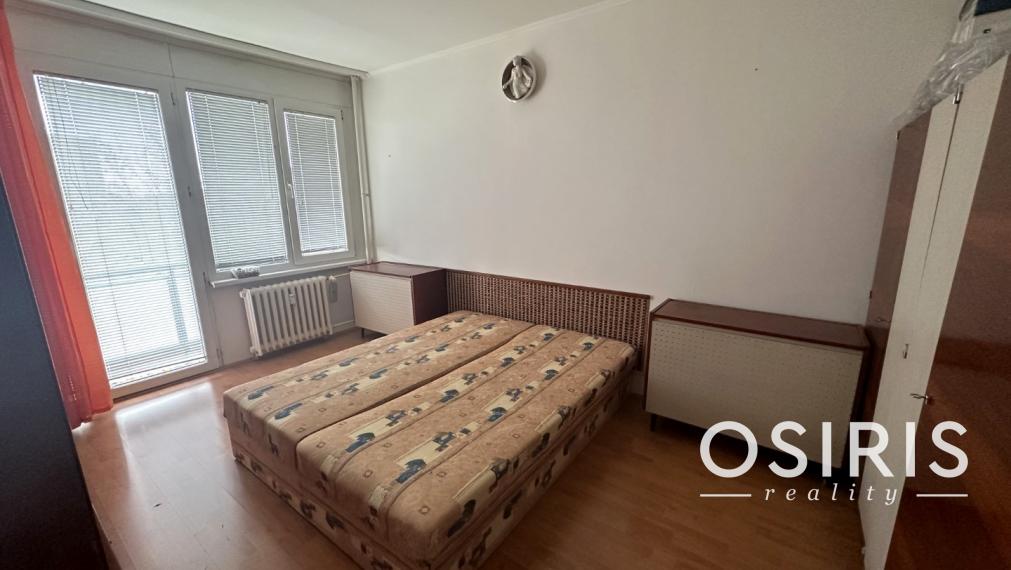 Zariadený, čiastočne zrekonštruovaný 2i byt v tesnej blízkosti jazera Štrkovec, Ružinov