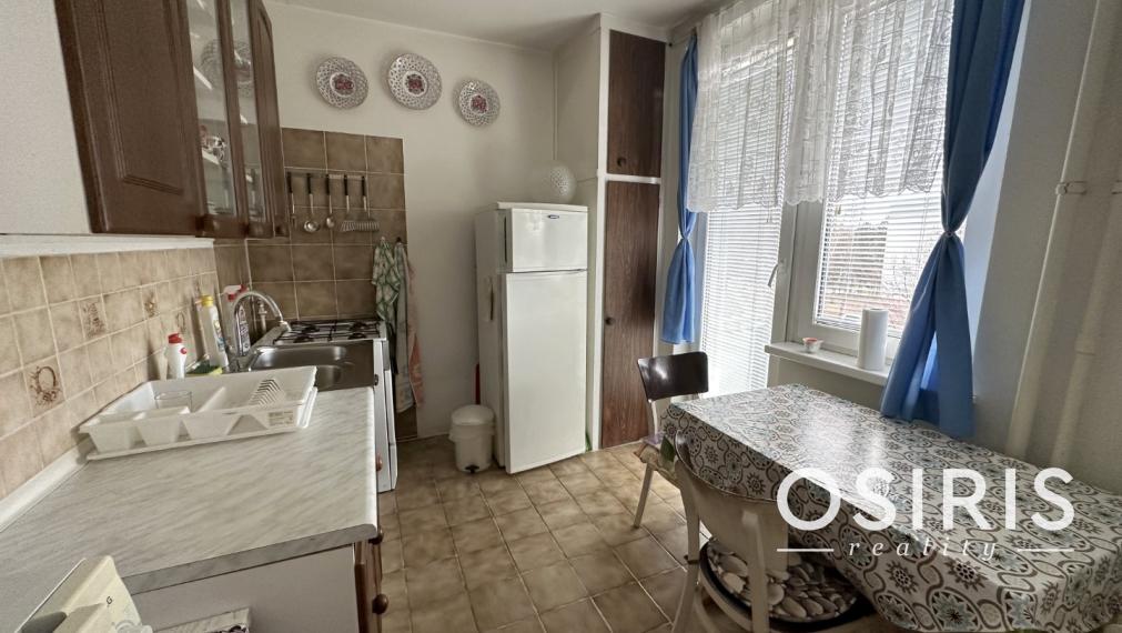 Zariadený, čiastočne zrekonštruovaný 2i byt v tesnej blízkosti jazera Štrkovec, Ružinov