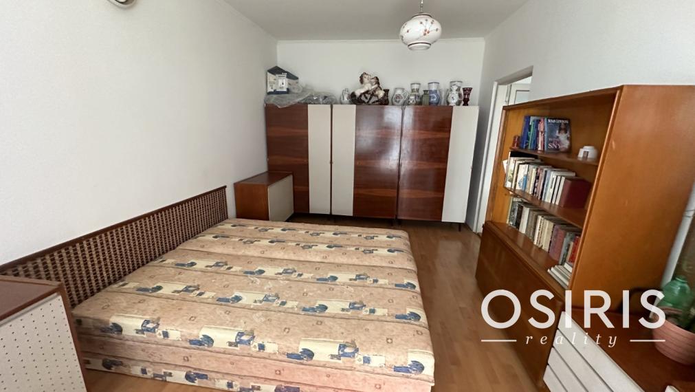 Zariadený, čiastočne zrekonštruovaný 2i byt v tesnej blízkosti jazera Štrkovec, Ružinov