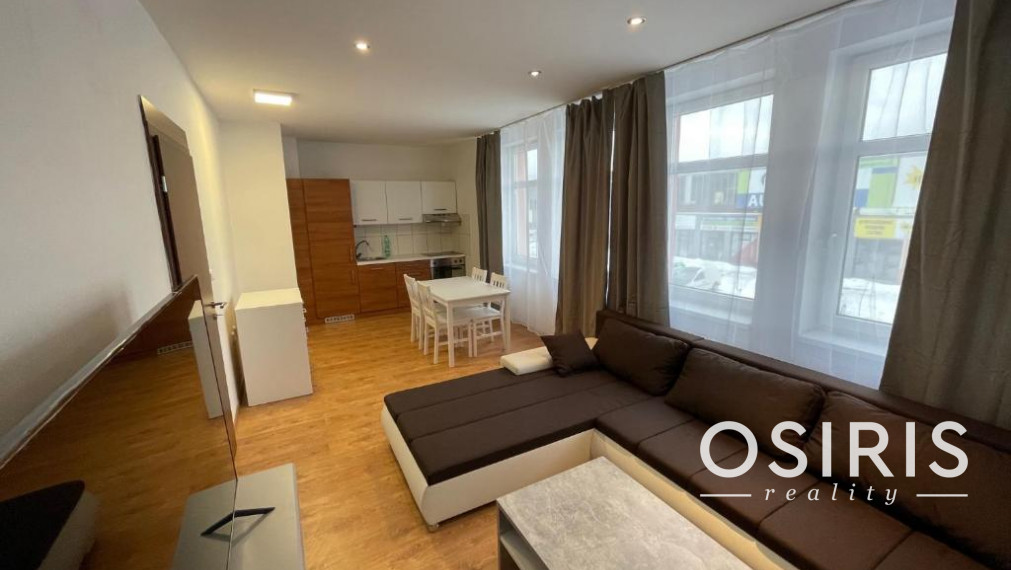 Zariadený 2i byt po rekonštrukcii z r. 2020, balkón, parkovanie