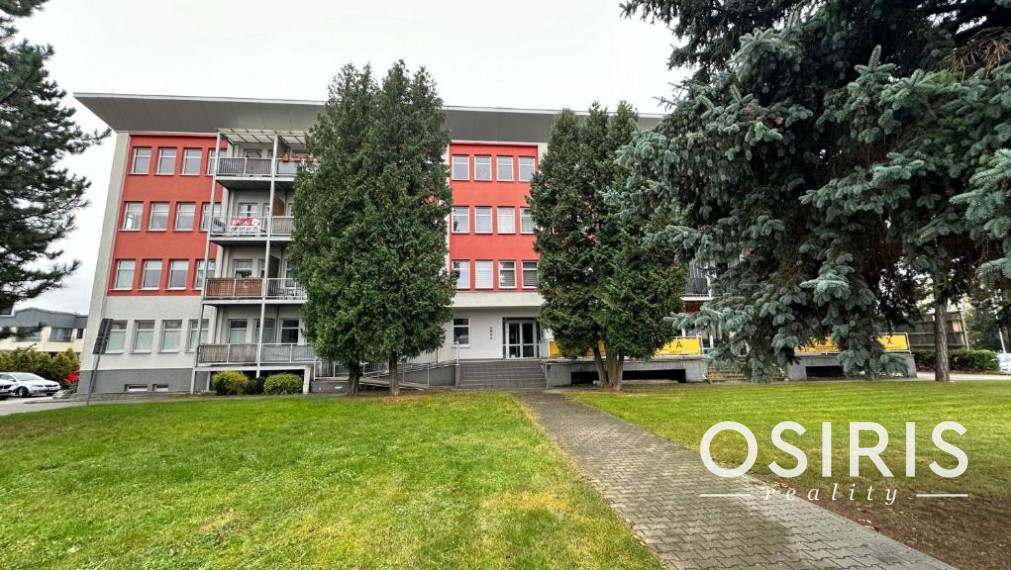 Zariadený 2i byt po rekonštrukcii z r. 2020, balkón, parkovanie