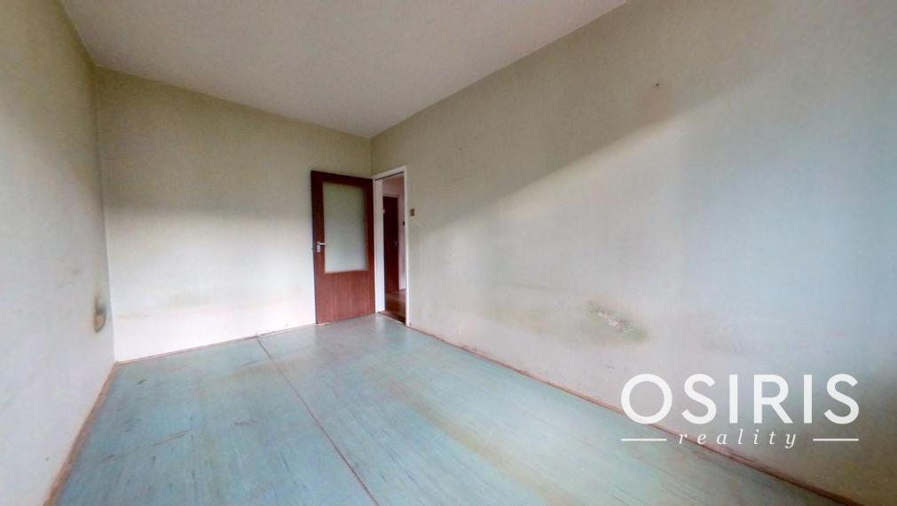 4 izbový byt s loggiou, po čiastočnej rekonštrukcii, Homolova ul.