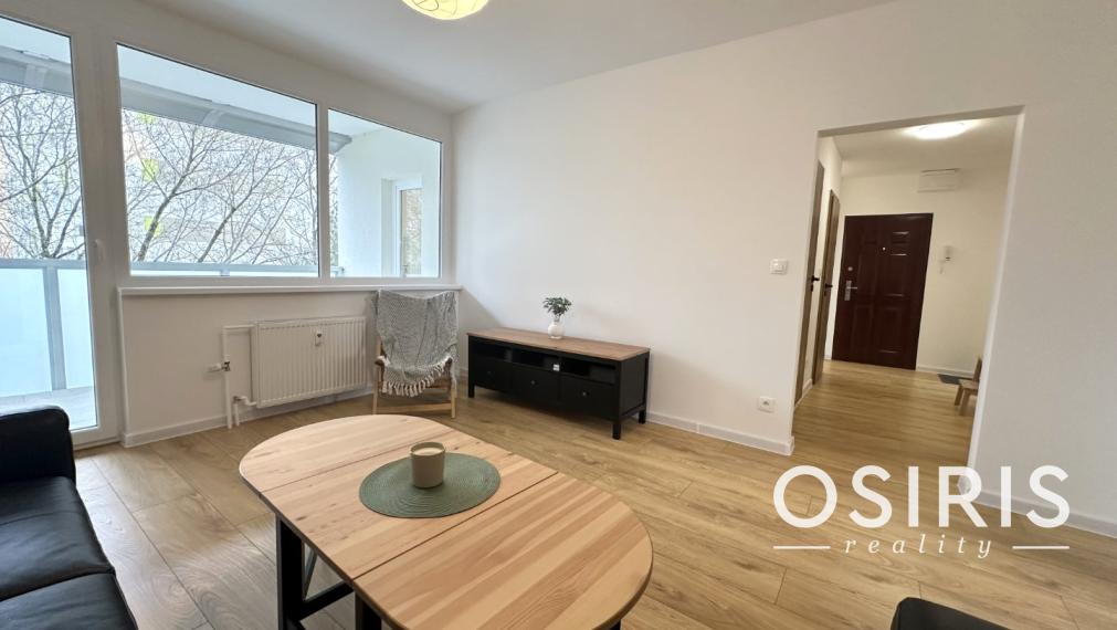 Kompletne zrekonštruovaný 3i byt s veľkou loggiou a pivnicou, Vilová ulica, Bratislava - Petržalka