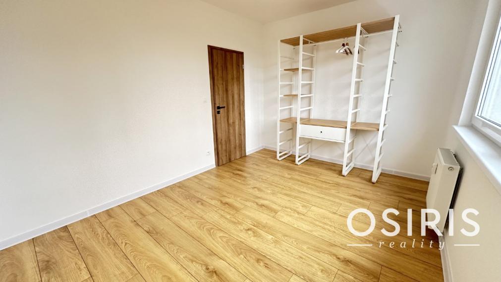 Kompletne zrekonštruovaný 3i byt s veľkou loggiou a pivnicou, Vilová ulica, Bratislava - Petržalka