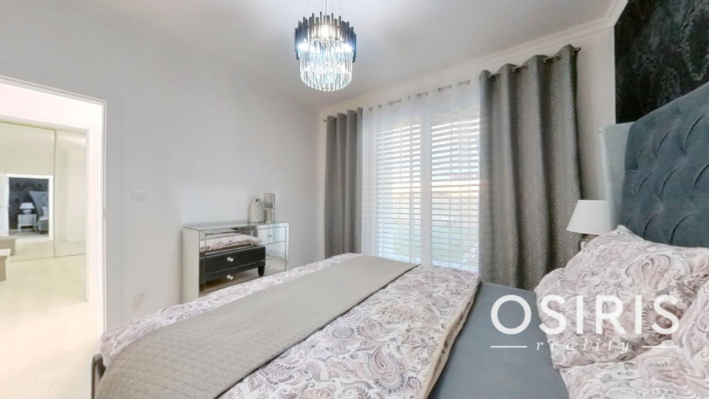 Klimatizovaný 4i rodinný dom, zariadený dizajnérom, altánok, 2x parkovanie na pozemku, novostavba 2023