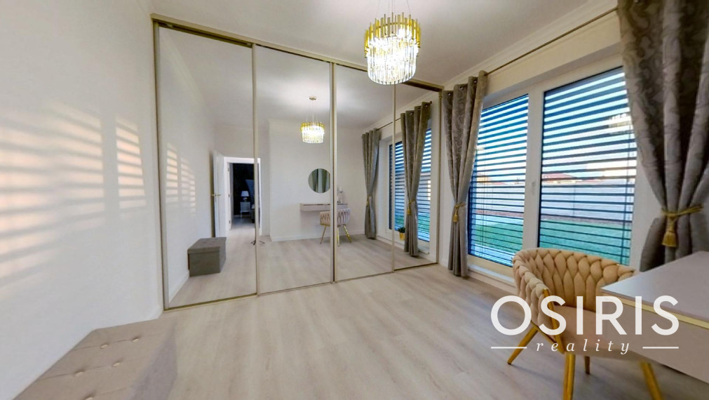 Klimatizovaný 4i rodinný dom, zariadený dizajnérom, altánok, 2x parkovanie na pozemku, novostavba 2023