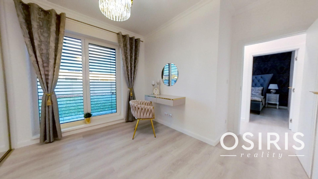 Klimatizovaný 4i rodinný dom, zariadený dizajnérom, altánok, 2x parkovanie na pozemku, novostavba 2023