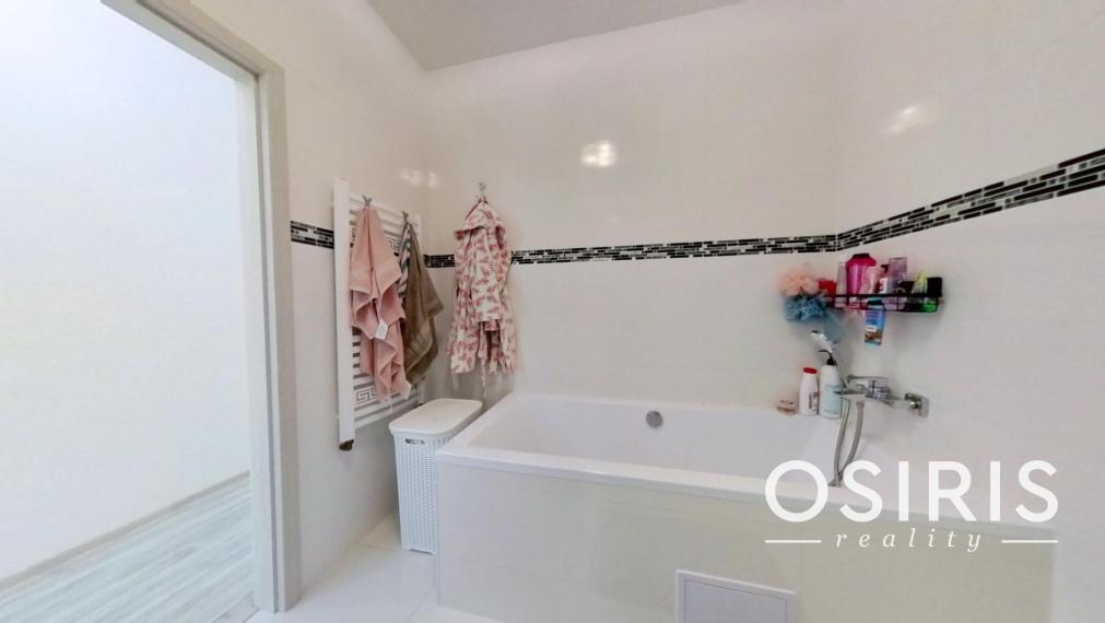 Zariadený 4i rodinný dom, 2x parkovanie na pozemku, novostavba 2019