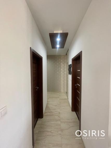 Výhodná ponuka! Kompletne zariadený 2 izb. byt s parkovacím miestom a pivničnou kobkou v cene