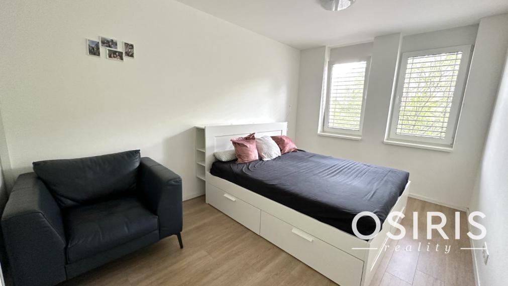 Novostavba: Priestranný 2i byt , balkón, parking, v blízkosti Tipos Arény