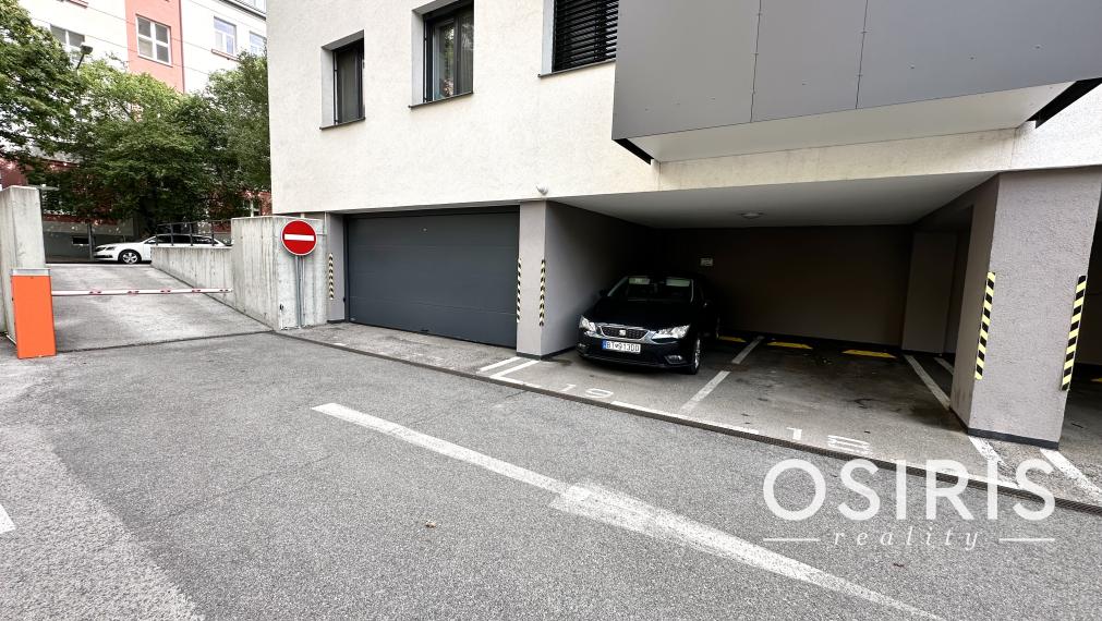 Novostavba: Priestranný 2i byt , balkón, parking, v blízkosti Tipos Arény