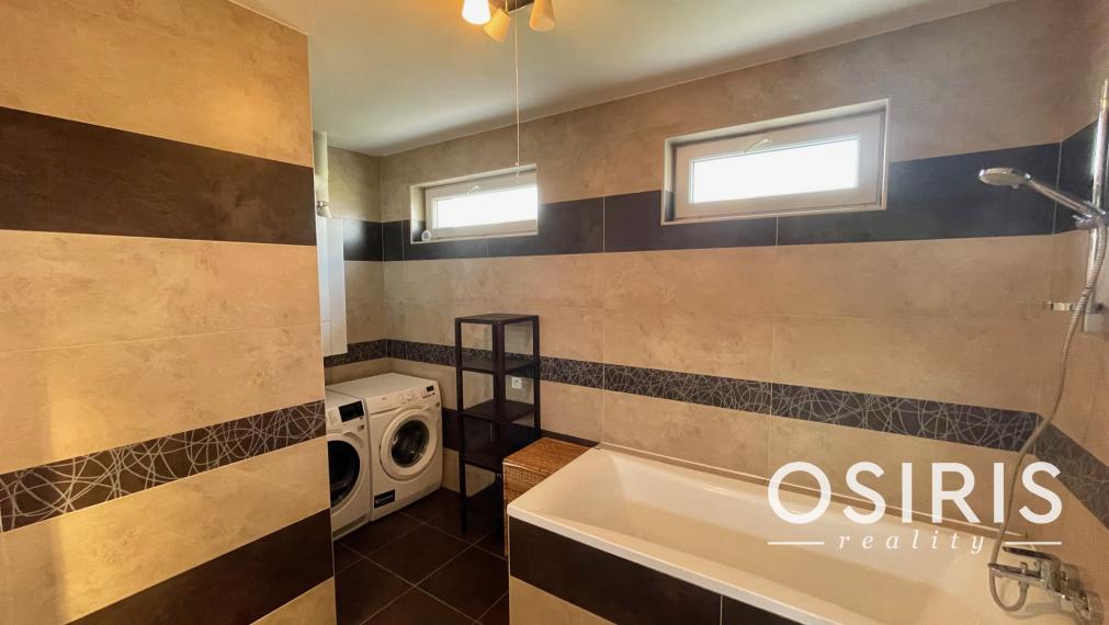 Rezervované. Veľkometrážny, slnečný byt s nadštandardne veľkou terasou - TOP PONUKA