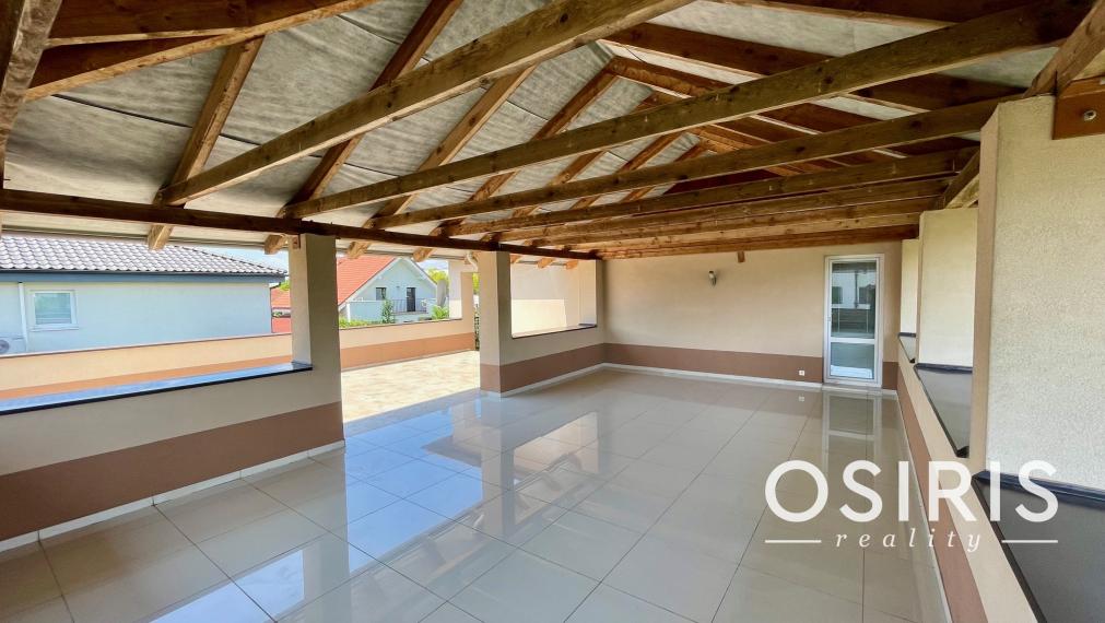 Rezervované. Veľkometrážny, slnečný byt s nadštandardne veľkou terasou - TOP PONUKA