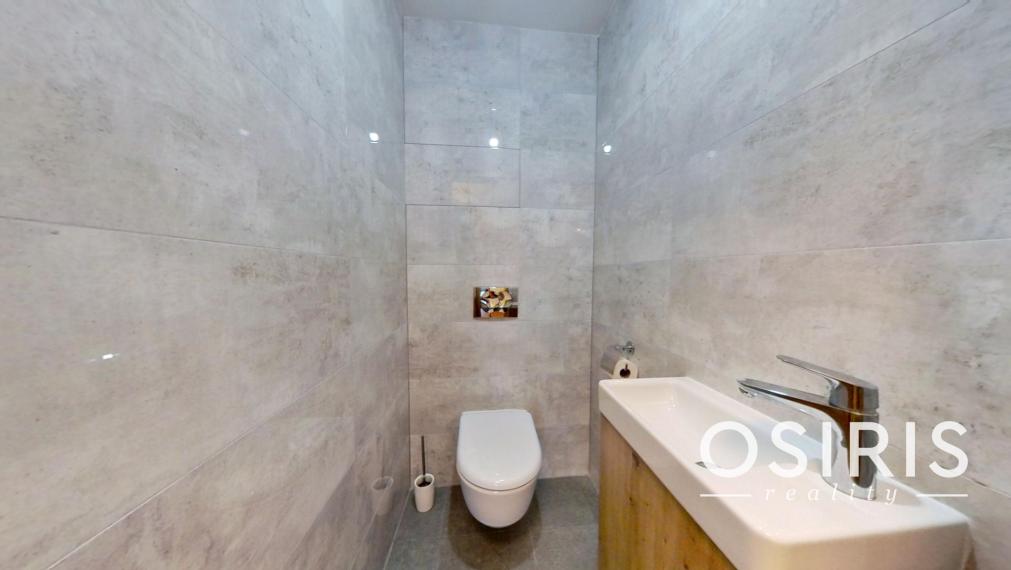 3i byt zariadený dizajnérom v novostavbe Cubicon, parkovanie v garáži