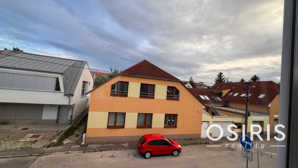 Na prenájom 1i byt po kompletnej rekonštrukcii z r. 2024, Halašova ul.