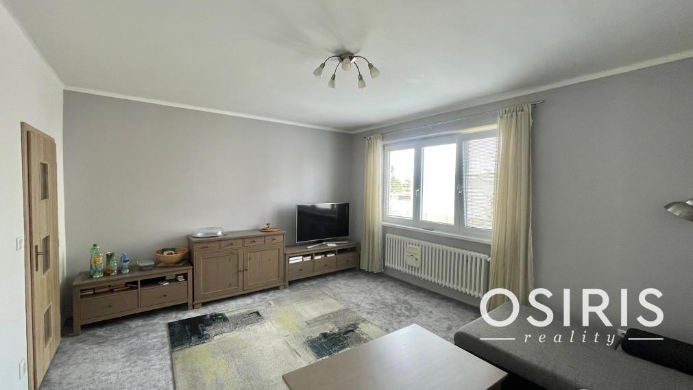 Veľký 2 izbový byt so samostatnou garážou