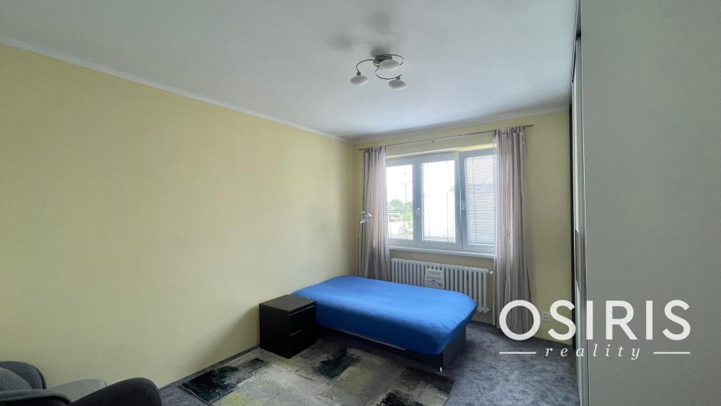 Veľký 2 izbový byt so samostatnou garážou