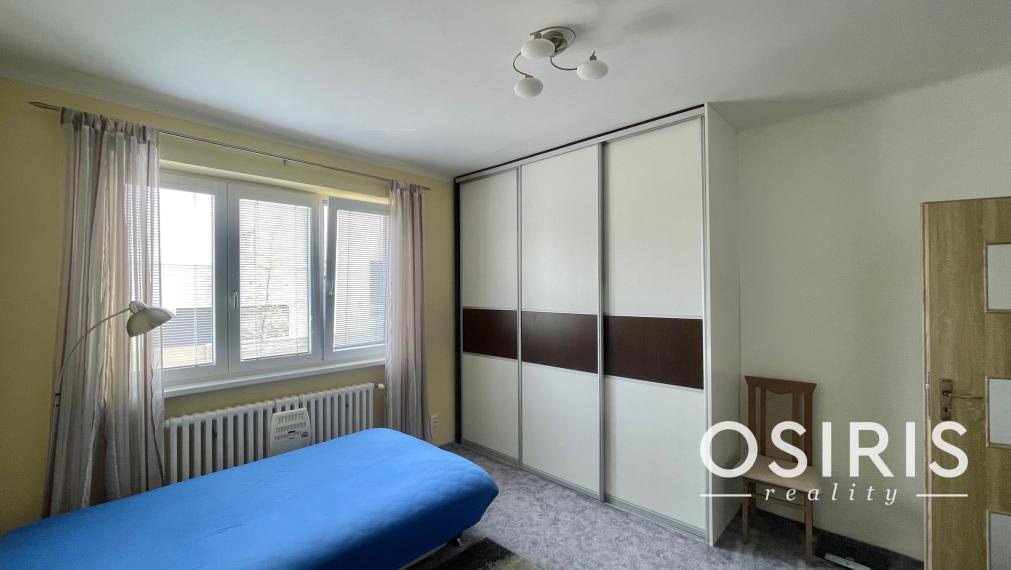 Veľký 2 izbový byt so samostatnou garážou