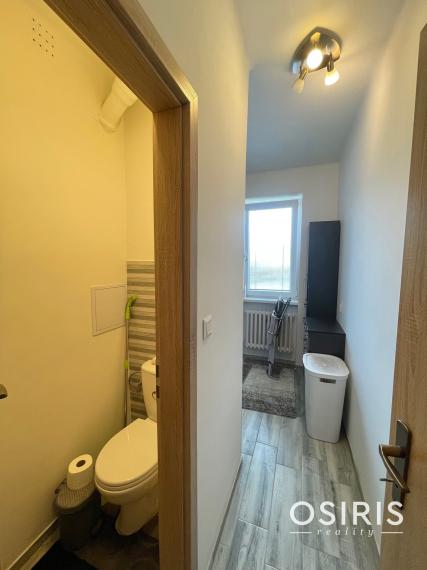 Veľký 2 izbový byt so samostatnou garážou