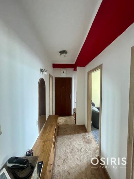 Veľký 2 izbový byt so samostatnou garážou