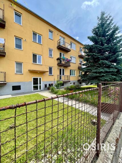 Veľký 2 izbový byt so samostatnou garážou