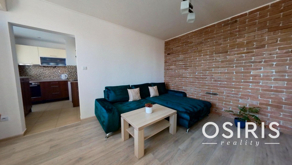 Na prenájom Klimatizovaný 2i byt s balkónom, Piešťanská ul.