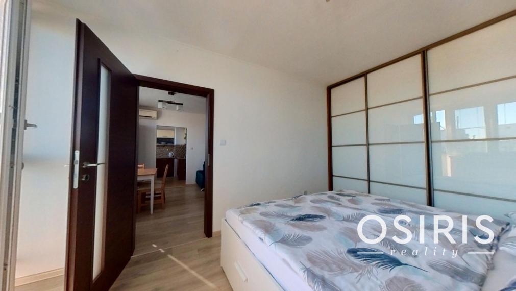 Na prenájom Klimatizovaný 2i byt s balkónom, Piešťanská ul.