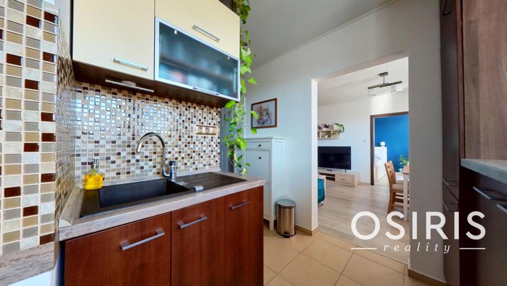 Na prenájom Klimatizovaný 2i byt s balkónom, Piešťanská ul.