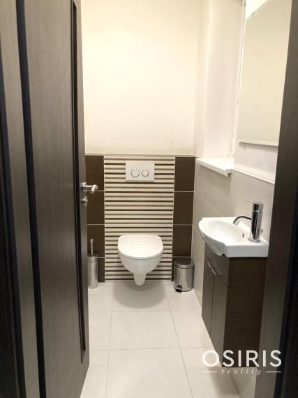 ODPORÚČAME! Skvelý, samostatný bungalov s bazénom a garážou