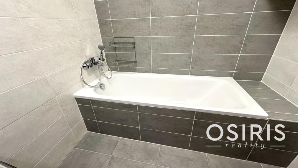 Slnečný 3i byt v novostavbe s veľkou terasou a parkovaním