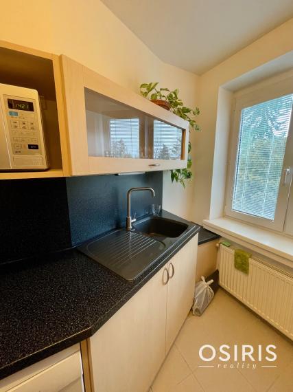 Útulný, kompletne zariadený 2 izb. byt s parkovaním v uzavretom dvore