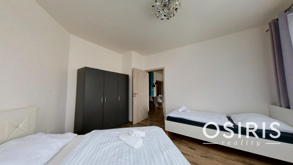 Rezervované: Klimatizovaný 2i byt s balkónom, novostavba 2019, parkovacie miesto