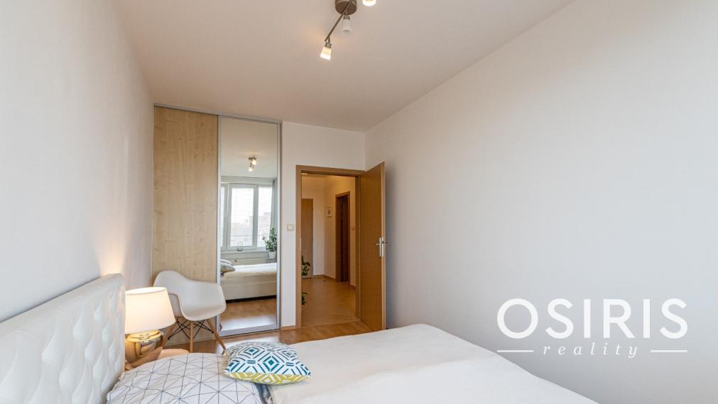 Na prenájom zariadený 2i byt s balkónom v novostavbe, Jégeho ul