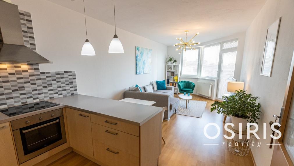 Na prenájom zariadený 2i byt s balkónom v novostavbe, Jégeho ul