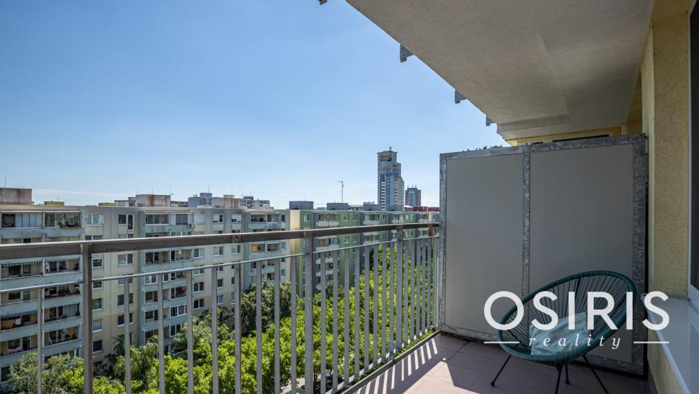 Na prenájom zariadený 2i byt s balkónom v novostavbe, Jégeho ul