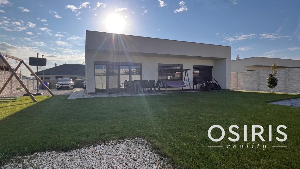 Klimatizovaný, samostatný 4i rodinný dom, terasa, novostavba 2020, Miloslavov