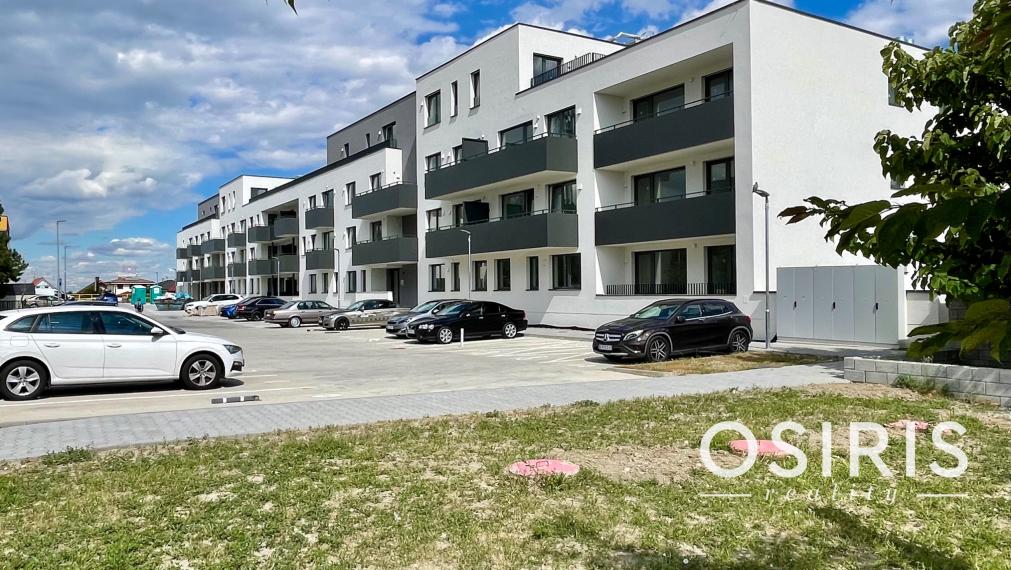 Exkluzívny strešný byt s veľkou slnečnou terasou - skolaudované