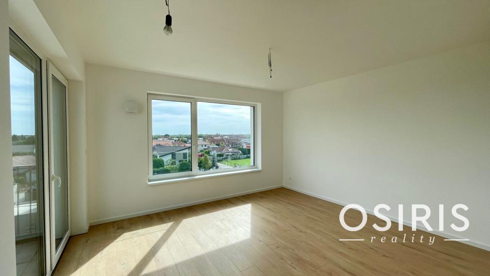 Exkluzívny strešný byt s veľkou slnečnou terasou - skolaudované