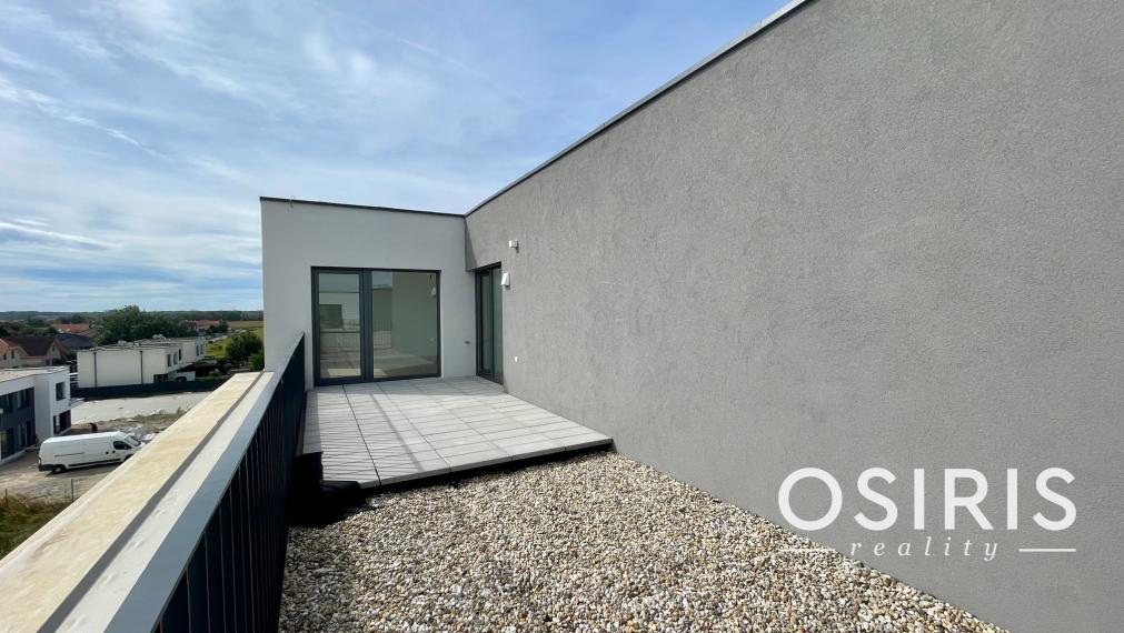 Exkluzívny strešný byt s veľkou slnečnou terasou - skolaudované