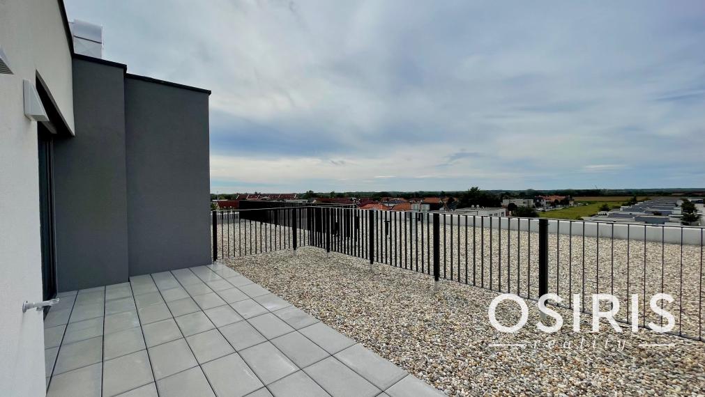 Exkluzívny 3 izbový, strešný byt s veľkou slnečnou terasou