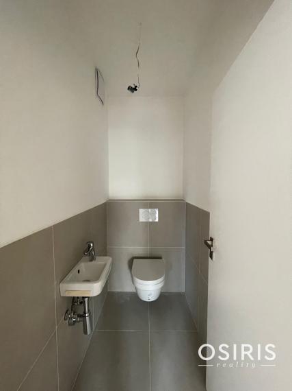 Skolaudovaný 3 izbový byt s priestranným balkónom