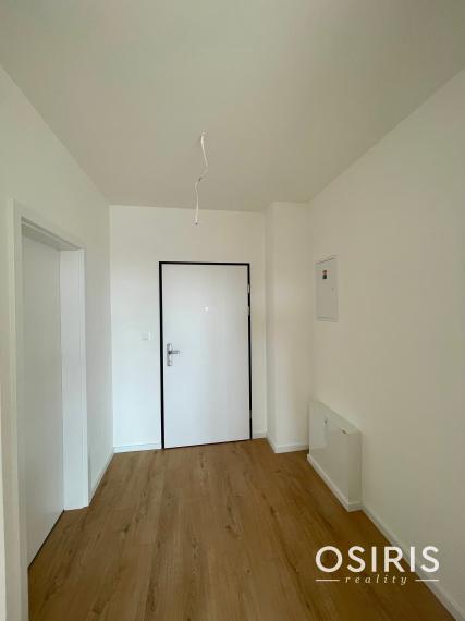 Slnečný 2 izbový byt v štandarde s veľkou loggiou