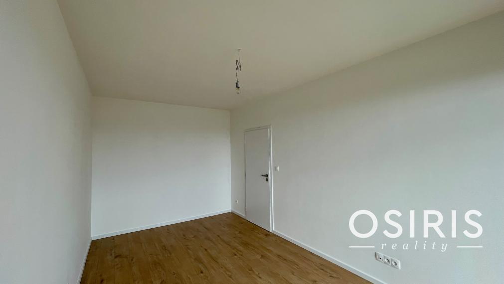 Slnečný 2 izbový byt v štandarde s veľkou loggiou