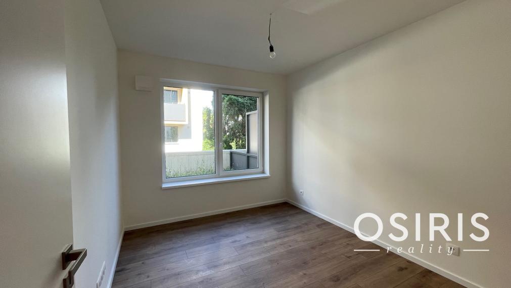 Moderný 3 izbový byt s priestrannou predzáhradkou