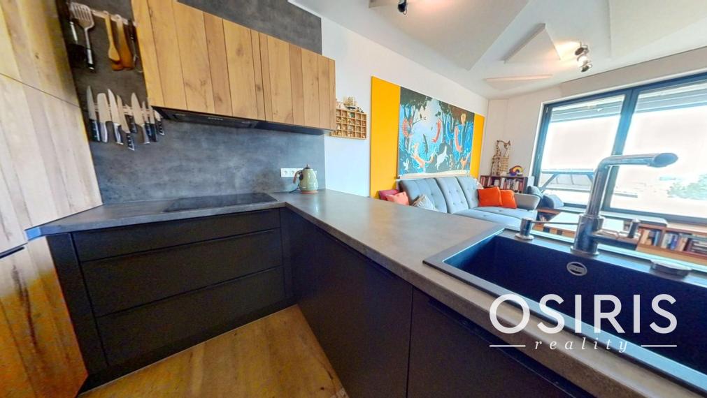 2i byt zariadený dizajnérom, s priestrannou terasou, novostavba 2019, Koliba