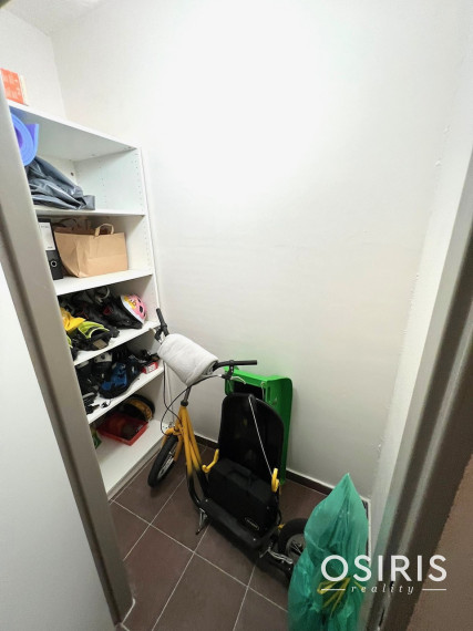 Veľký, kompletne zariadený 2 izb. byt s garážovým miestom v cene