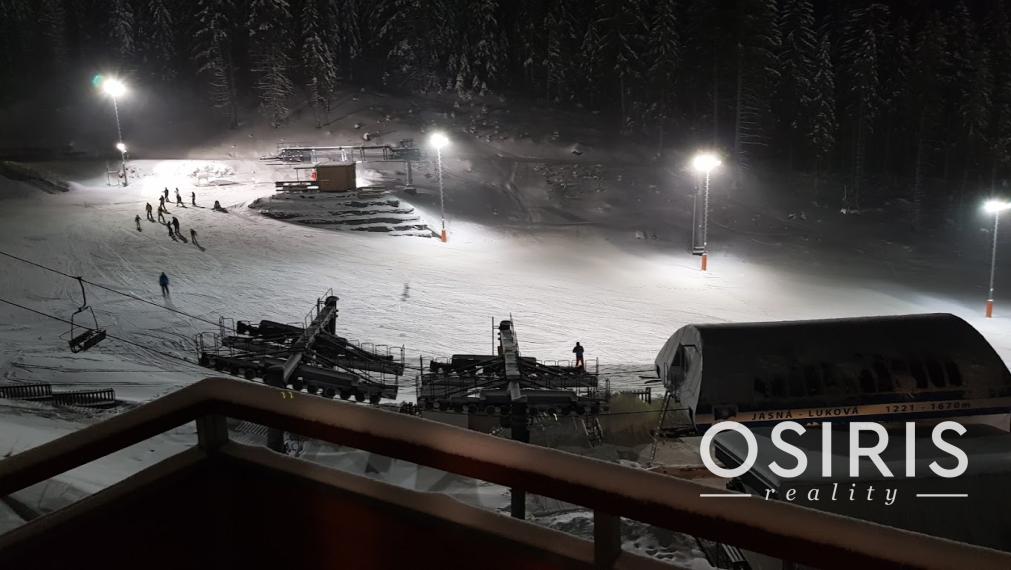 Lukratívny apartmán s balkónom priamo na zjazdovke v Demänovskej doline