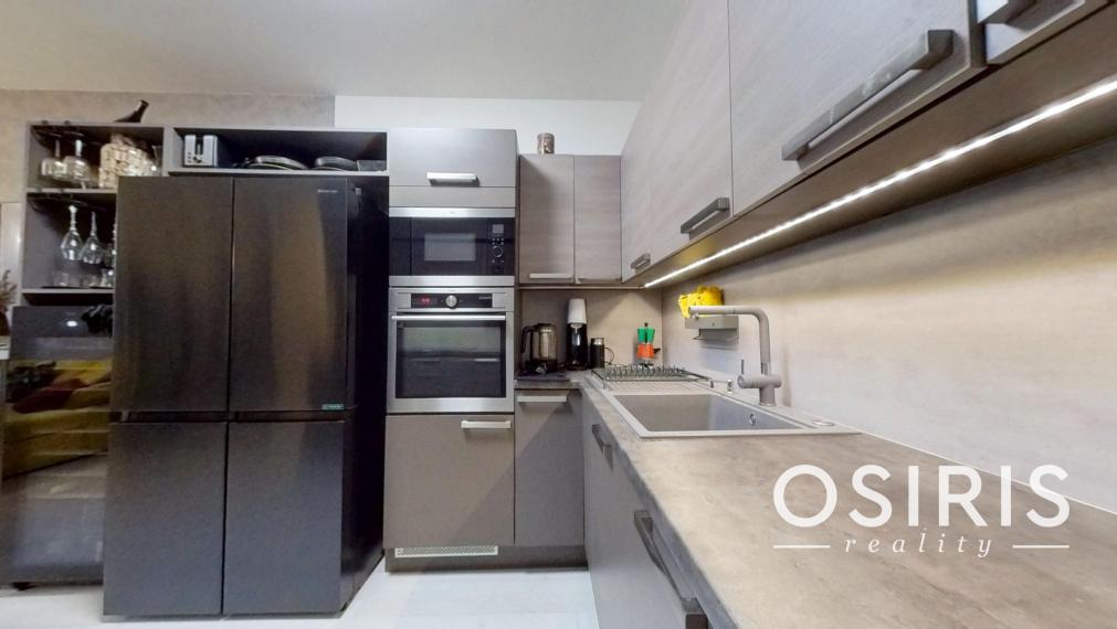 Rezervované: Klimatizovaný 3i byt s loggiou, novostavba 2018, parkovacie miesto v garáži