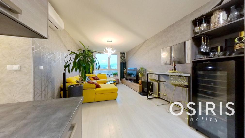 Rezervované: Klimatizovaný 3i byt s loggiou, novostavba 2018, parkovacie miesto v garáži